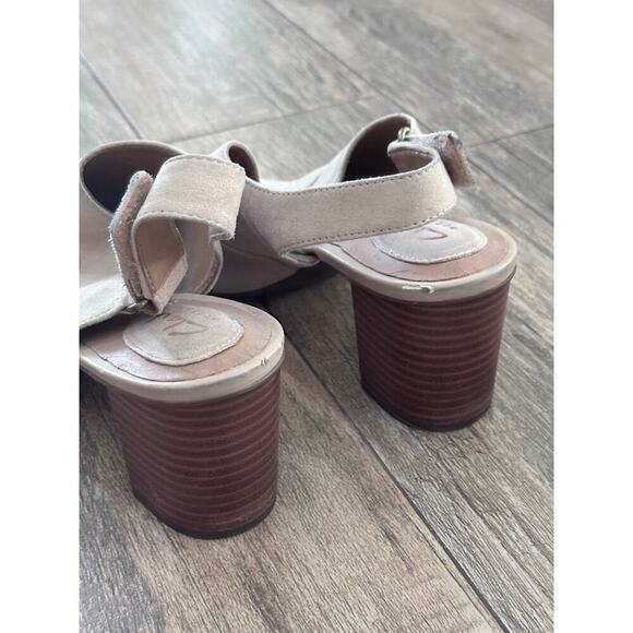 Clarks Ralene Shine Suede Sling Back Open Toe Heeled Strappy Sandals Size 8.5 - Picture 3 of 5